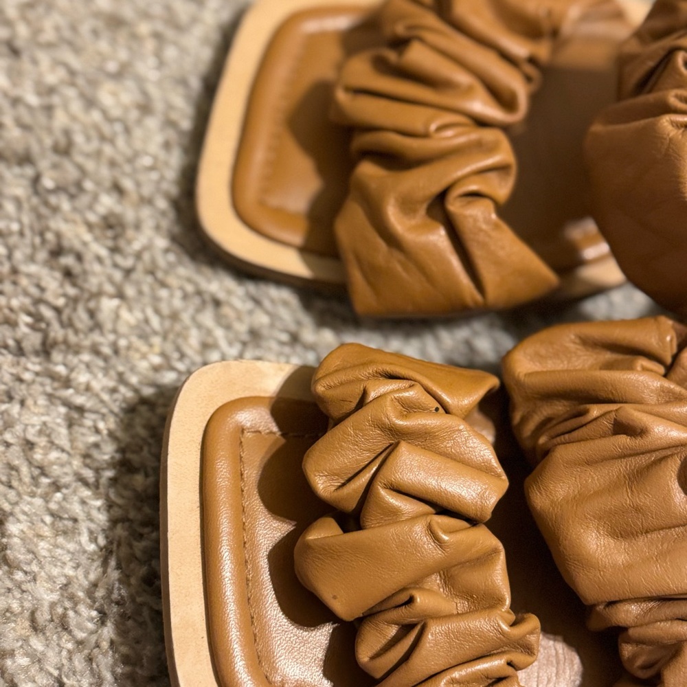 Bruno Menegatti  Brown Ruffled Leather Sandals - Picture 3 of 9